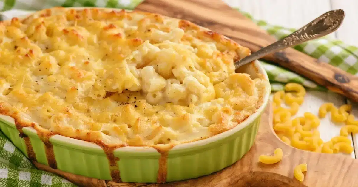 Recipe for Baked Pasta Shells with Ham and Cheese for 4 People, a Family Meal, Inexpensive and Comforting